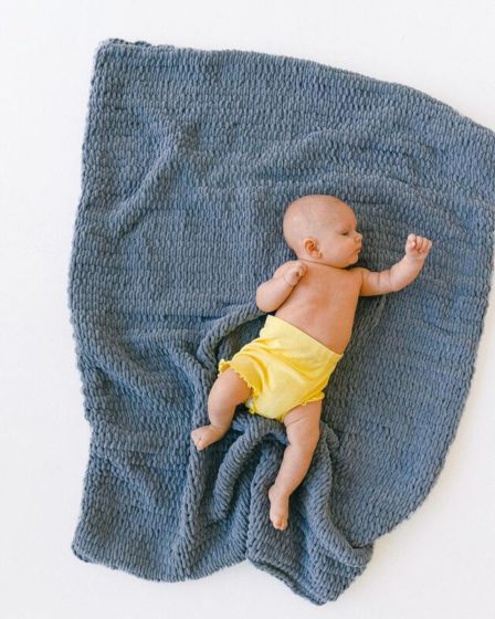 ils ont prit un abonnement pour des couches bébé