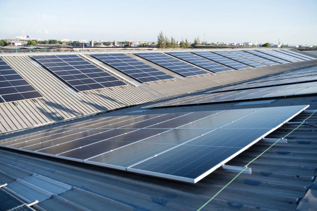 Panneaux solaire dans une entreprise